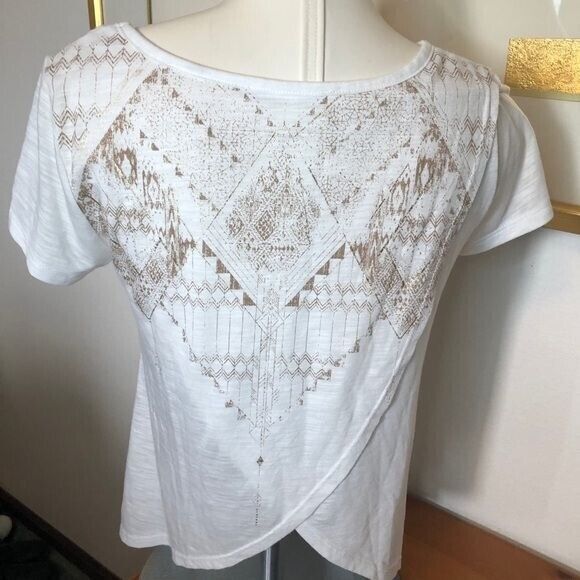Miss Me Womens XS White Scoop Neck Knots Gold Graphic Tribal Print Rivet T-Shirt - Picture 3 of 12